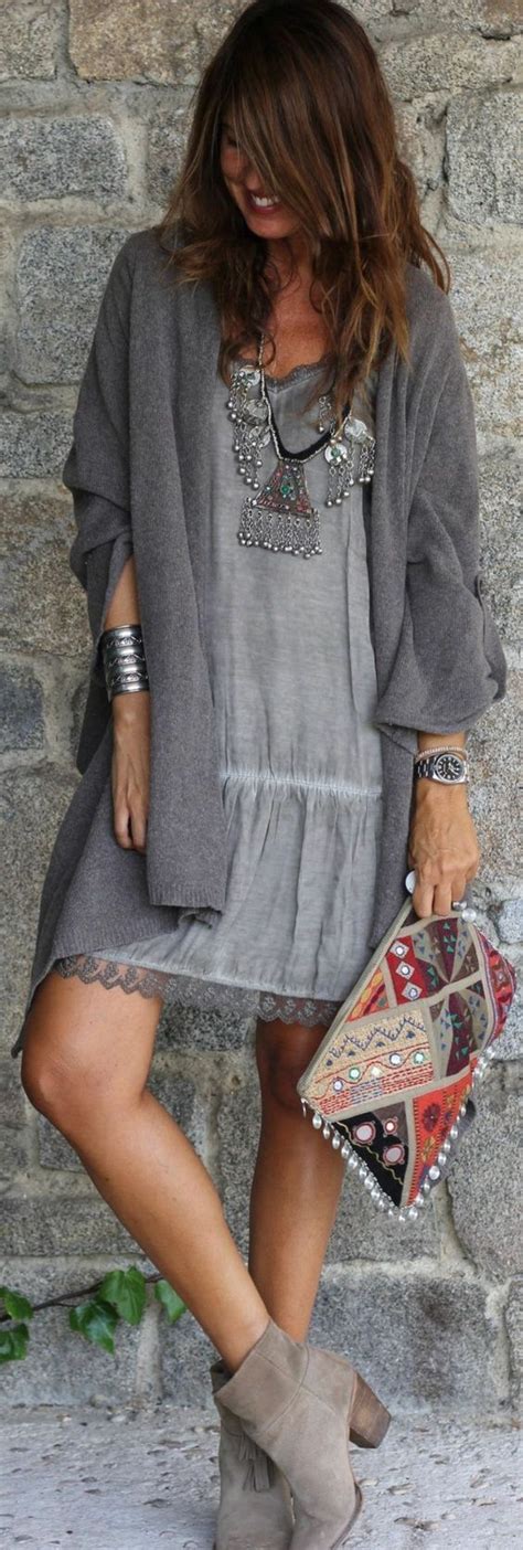 boho chic style winter dress paired with heel boots and long cardigan boho casual outfits