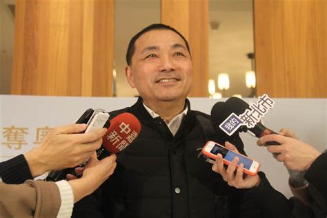 © 由 tvbs新聞網 提供 侯友宜再宣布最新防疫措施。 對此，新北市長侯友宜今日指出，目前該名新北市的個案感染源不明，無法確定是否與諾富特事件同為一個感染源，已做好三級警戒的準備，若不幸來到社. 出席亞太城市峰會？侯友宜：盡量去參加 - 政治 - 中時