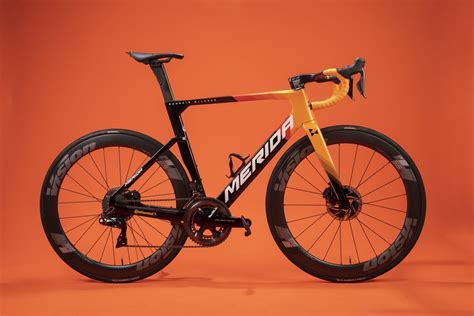 Watch Six Of The Hottest Aero Bikes For 2021 Swiss Cycles