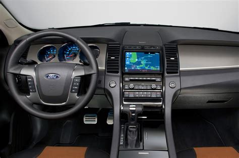 2010 Ford Taurus Vins Configurations Msrp And Specs Autodetective