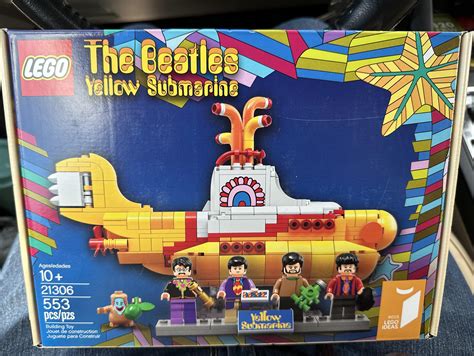 Hold onto your Hats look what I just scored! : r/lego