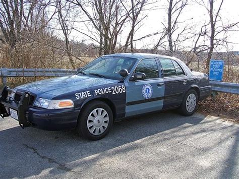 Massachusetts State Police 2068 Ford Cvpi Slicktop Police Truck