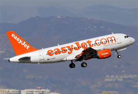 Easyjet has polish and finesse. File:Airbus A319-111, EasyJet Airline AN2238387.jpg ...