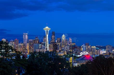Seattle Skyline Panorama At Sunset As Seen From Kerry Park Editorial