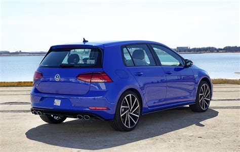Usa 2019 Vw Golf R Spektrum Colors Are Here Literally Fresh Off The