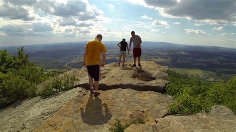Hiking The Pinnacle Trail in Clarks Summit Pennsylvania ...