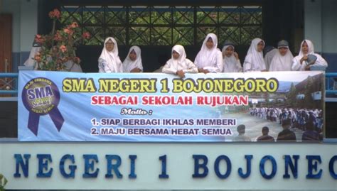 Pdf | proposal ini bertujuan untuk reuni akbar sekolah tinggi theologia jaffray. Contoh Banner Alumni Sekolah - contoh desain spanduk