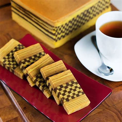 Dibuka tahun 1978, holland bakery sekarang dibawah pengelolaan pt. Bolu Gulung Holland Bakery : Harga Kue Brownies Di Holland ...
