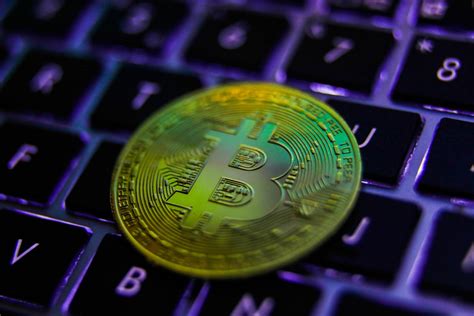 Youre not going to make a lot of money off $100 in the near future off bitcoin or any other investment. Wall Street Legend Bill Miller Reveals 'Strong' Bitcoin ...