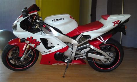 1998 Yamaha 1000cc Yzf R1 Atw3735798 Just Bikes