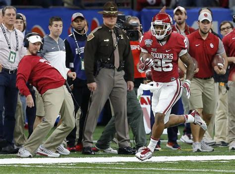Maybe you would like to learn more about one of these? Oklahoma's Joe Mixon (25) runs the ball as OU offensive ...