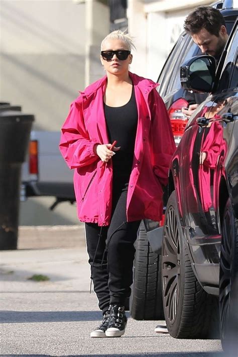 Christina Aguilera Out In Santa Monica 20 Gotceleb