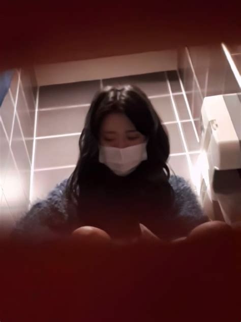Hidden Camera In Korean Bathroom Girls Who Have Not Been Released By