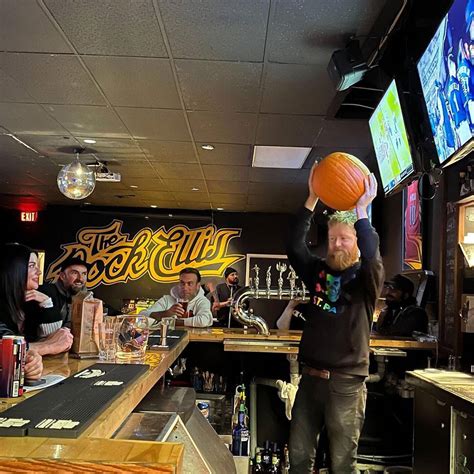 These Three Toronto Sports Bars Were Just Ranked Among The Best In Canada