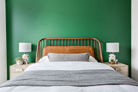 Tour A Dtla Apartment That Perfects Midcentury Decor Bedroom Color