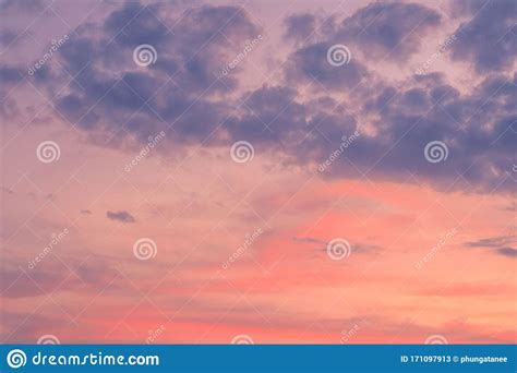 Purple Sky Of Sunset In The Last Light Of The Day Background And