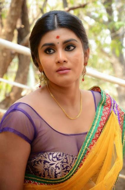 Telugu Latest Actress Harini Navel Show In Saree At Production No 4