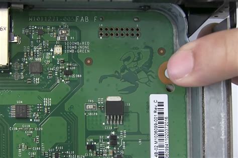 Master Chief Is Hidden Inside The Xbox One X Riding A Scorpion The Verge
