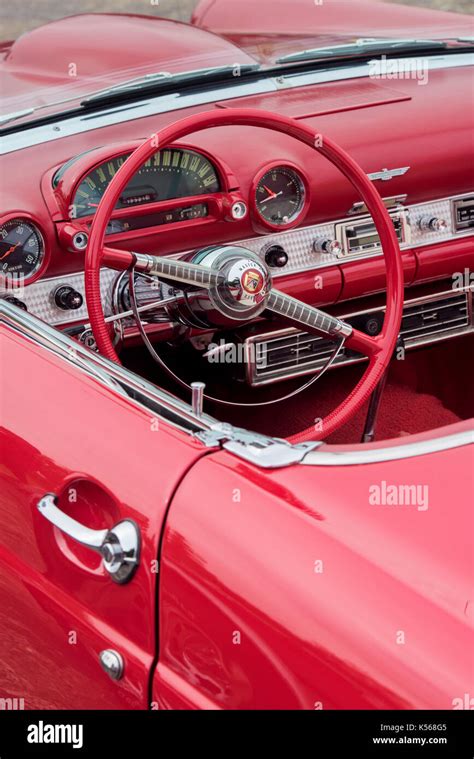 1950s Car Dashboard Stock Photos And 1950s Car Dashboard Stock Images Alamy