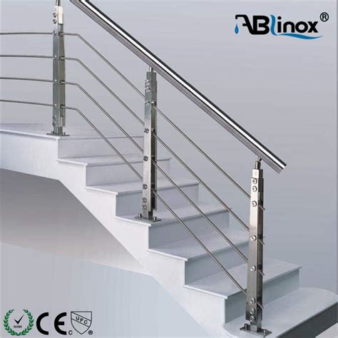 China Balcony Stainless Steel Building Material Glass And Pipe Railing