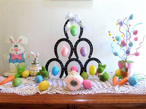 Keeping Focused Easter Horseshoe Tree And Desk Decorations