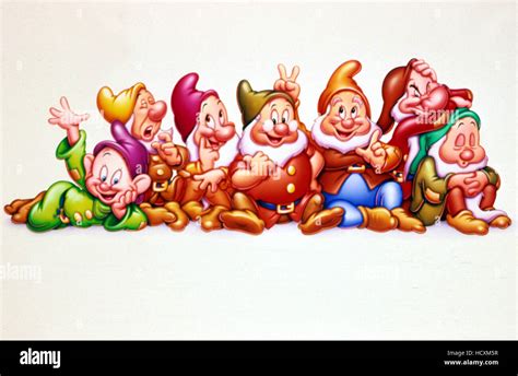 Snow White And The Seven Dwarfs Dopey Sneezy Bashful Doc Happy