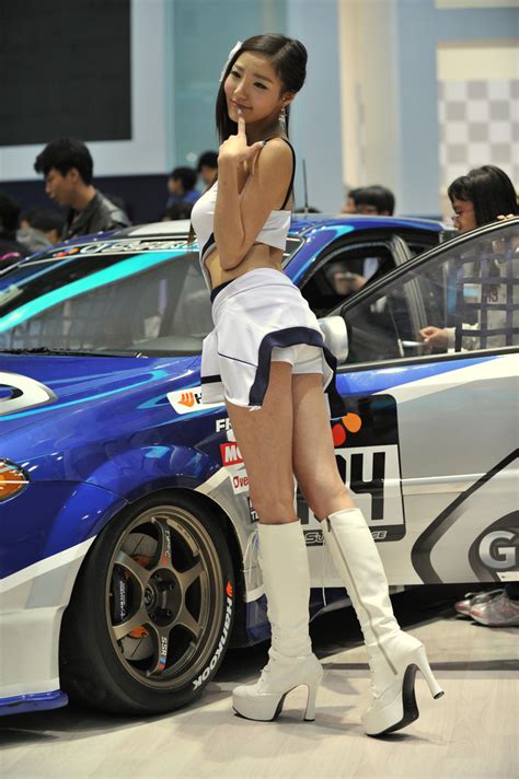 Korean Car Nude Girl Porn Sex Photos