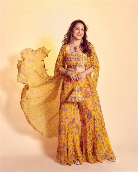 Madhuri Dixit Gives Festive Fashion Goals In Floral Co Ord Set In Hindi