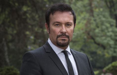 Arturo Peniche هو ايضا ينضم الى مسلسل El Vuelo De La Victoria