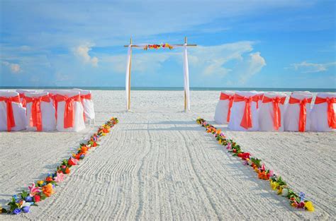 No where on earth can match a florida beach wedding than right here. Siesta Key Beach Weddings | Florida Gulf Beach Weddings