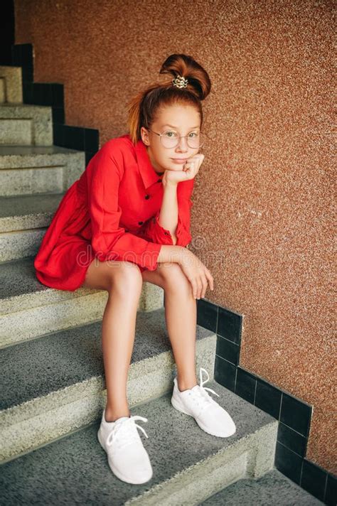 Preteen Girl Sit Wear Sneakers Stock Photos Free And Royalty Free Stock
