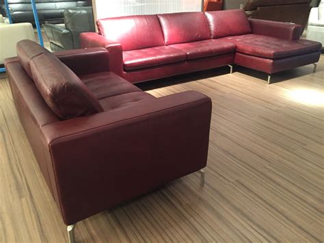 Installation and delivery to the plan on request, free delivery carried out by professional, dedicated service and customer support. Natuzzi Italia Savoy 3 Seater Chaise and 2 Seater ...