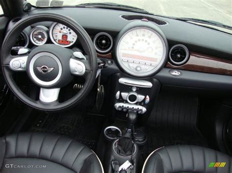 2010 Mini Cooper S Convertible Lounge Carbon Black Leather Dashboard