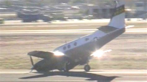 Landing Gear Failure Crash Aircraft Scrapes The Runway