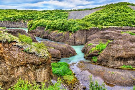 Die Schlucht Von Hvita Fluss Nahe Gullfoss Wasserfall In Island