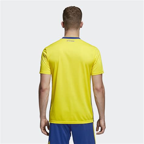 Oct 10, 2020 · check out the sweden 2020 home kit by adidas, worn in the 2020 euro season. Sweden 2018 World Cup Adidas Home Kit | 17/18 Kits ...