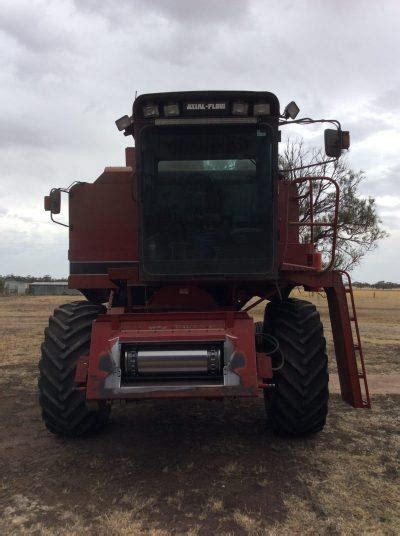 Case Ih 1644 And 1010 Combine Harvester Harvesters Case Ih Vic Power