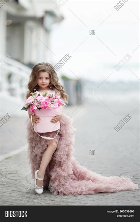 Cute Girl 5 Years Old Image And Photo Free Trial Bigstock