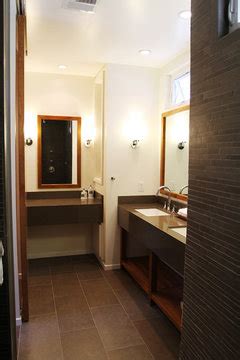 Dec 26, 2020 · the staggered pattern for tiles is also called offset pattern, brick pattern, or running bond. Tile: staggered or straight