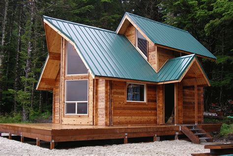 Small Cabin Kit Cozy Log Home The Unique Roof Designs And Artistic