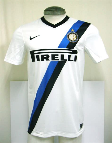 Centro sportivo angelo moratti (la pinetina) appiano gentile (co). Ardepot: Camiseta Nike Modelo Inter de Milán Alternativo 2011