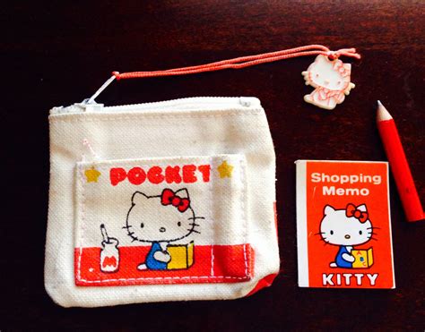 My 1976 Hello Kitty Coin Purse With Memo And Pencil Juguetes De Hello Kitty Juguetes De