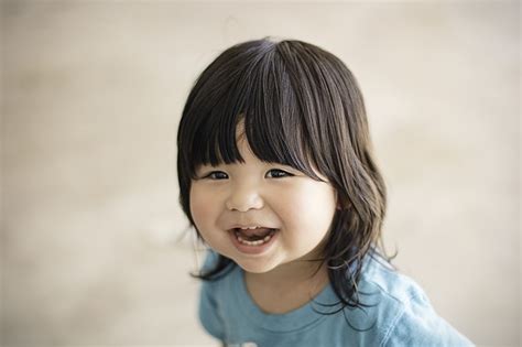 Niño Asia Sonriendo · Foto Gratis En Pixabay