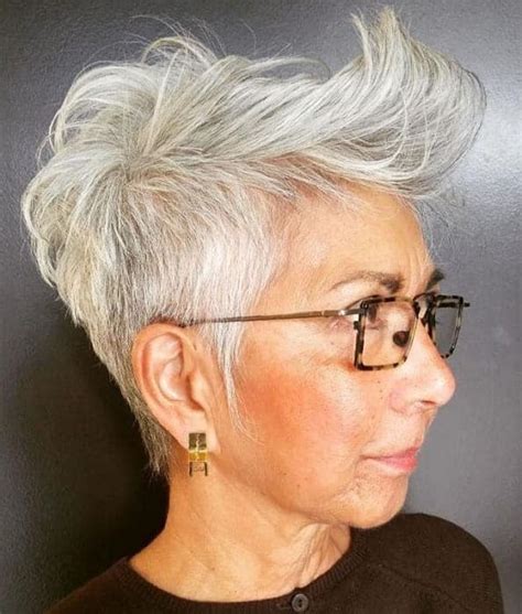 Another way to hide gray hairs in plain sight is with these ash blonde spiky highlights. 21 Trendy Short Hairstyles for Women Over 50 with Glasses ...