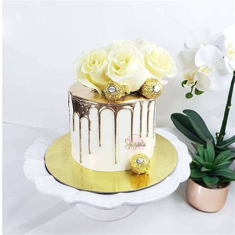Gold Dripcake Sugarcreativebakery Sugarcreativebakery Cake Design Cake Bakery
