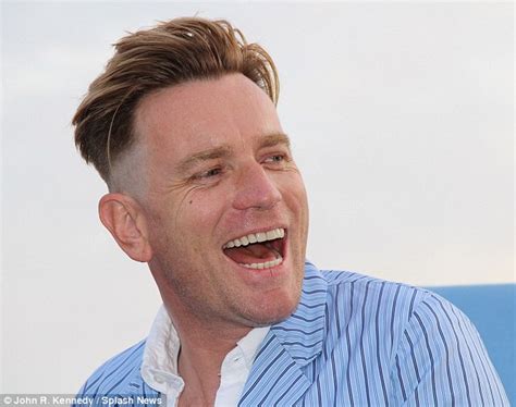 이화라이프 썬즈와 함께하는 선배 창업벗 dal의 '달채비' 인터뷰 이화벗 크리에이터와 함께하는 이화라이프 ❖제작 : 익스트림무비 - 이완 맥그리거 최신 머리스타일