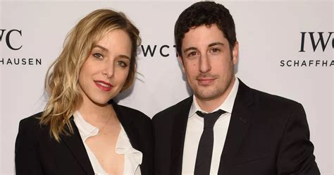 Jason Biggs Cops One Last Feel Of Wife Jenny Mollens Naked Boobs In