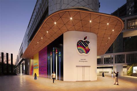 Apple Inc Bets Big On India As It Opens First Flagship Store Arise News