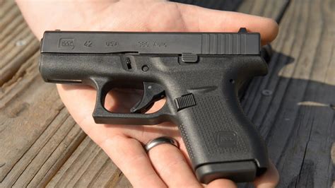 Mini Glock Gun Why The Glock 42 Is One Dangerous Weapon The National Interest