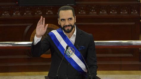 el salvador prez nayib bukele says he s running for re election despite limit in constitution